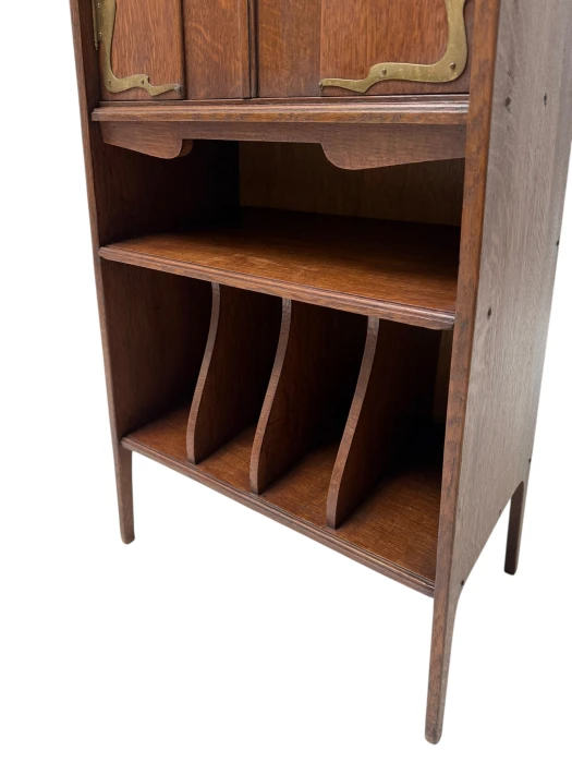 Arts & Crafts Art Nouveau Cabinet by H.P. Mutters & Zoon Den Haag, 1900s